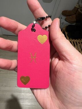 NEW Coach Hot Pink Leather Luggage Tag / Bag Charm - Gold Hearts & Pisces Zodiac